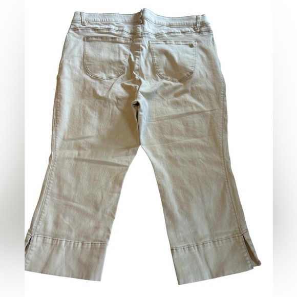 Democracy Ab Solution High Rise Wide Leg Ankle Cream Denim Womens Size 24W NWOT. - Picture 2 of 11